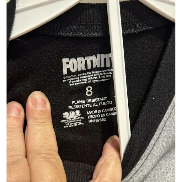 Fortnite Pajamas Boys Medium 8 Loot Llama Set Long Sleeve Shirt Pant PJs - Picture 5 of 5